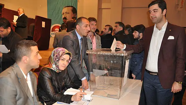 AK Parti'nin temayül yoklaması