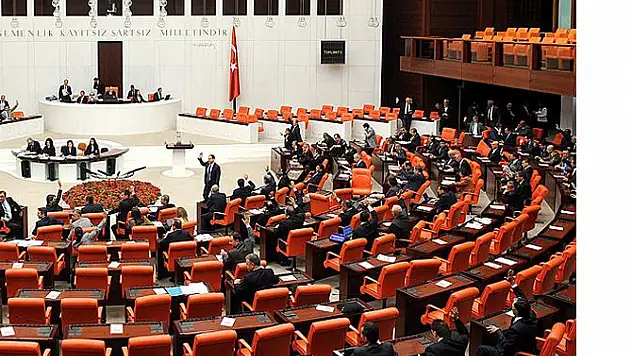 18 Yaşında Vekillik Teklifi TBMM'de