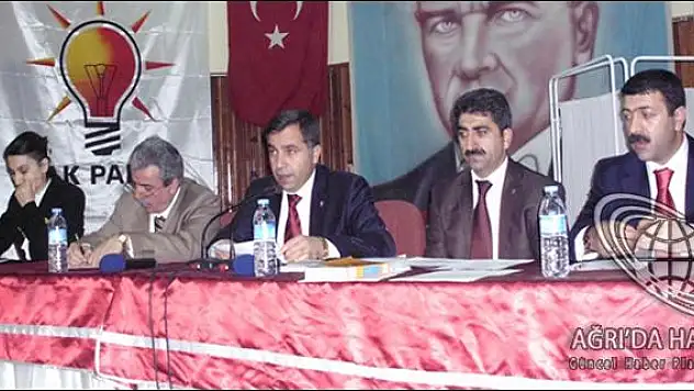 AK PARTİ MERKEZ İLÇE BAŞKANLIĞINA SEÇİLDİ