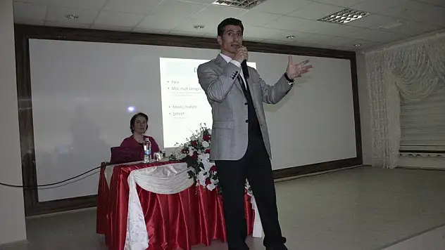 'Liderlik ve Kişisel Gelişim Semineri'