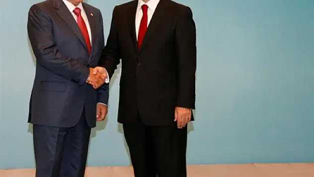 Nazarbayev, Gül ile Telefonla Görüştü