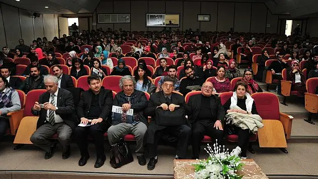 YYÜ'de 'Ortak Yaşama Kültürü ve Felsefesi' paneli yapıldı