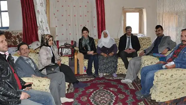 Arguvan'da yatılı okuyan çocukların aileleri ziyaret ediliyor