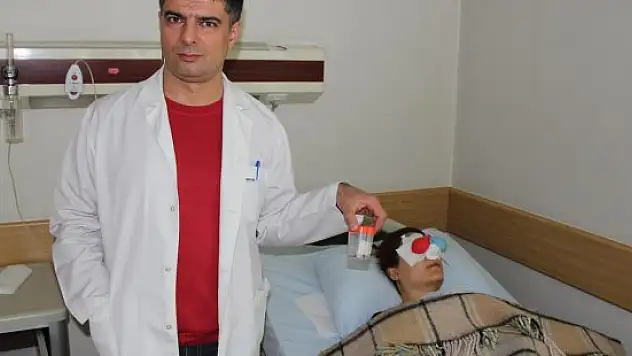 Burnundaki silgiyle 30 yıl yaşadı