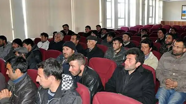 Arpaçay'da sürü yönetimi eğitimi