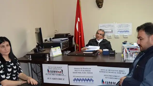 Engellilerden 'uyumuyoruz, uyarıyoruz' eylemi