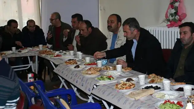 Bulanık Eğitim-Sen üyeleri bir araya geldi