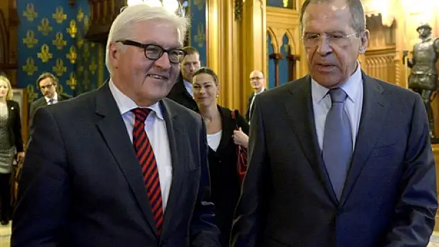 Lavrov: Cenevre Görüşmelerinde Rejim Değişikliği Hedefleniyor