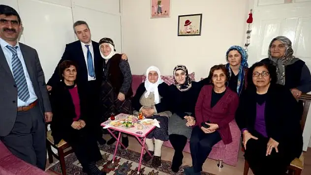 Başhekim Rodoplu'dan taburcu olan hastalara ziyaret