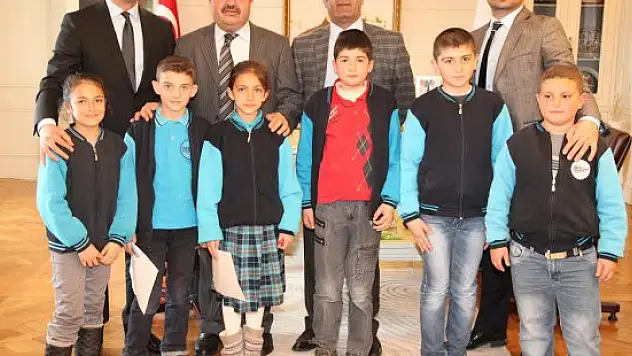 Prof. Dr. İrfan Aslan, Minik Öğrencileri Ağırladı