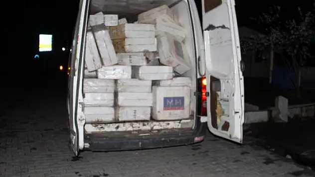 Hakkari'de silah ve sigara kaçakçılığı