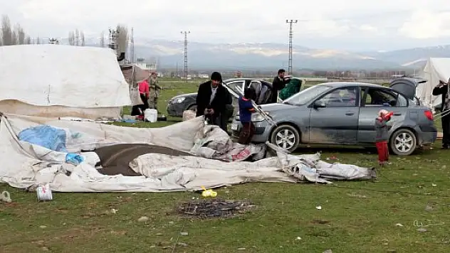 Muş'taki Suriyeliler gönderildi