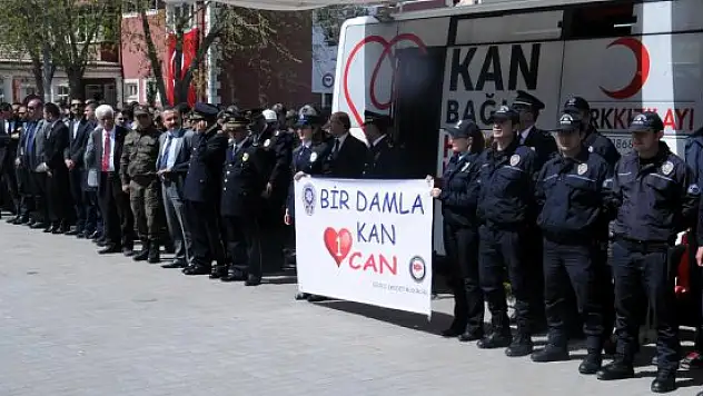 Polislerden kan bağışı kampanyası