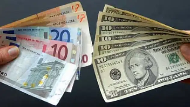 Dolar Günü 2,1821 Tl, Euro 2,9869 TL'den Kapattı