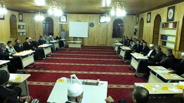 Van'da 'İlim Meclis Toplantısı' düzenlendi