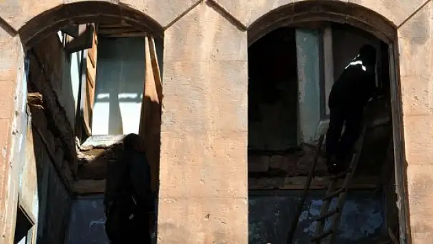 Bitlis'te iş yerinden hırsızlık