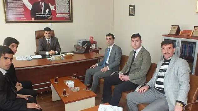 Ezan okuma birincileri ödüllendirildi