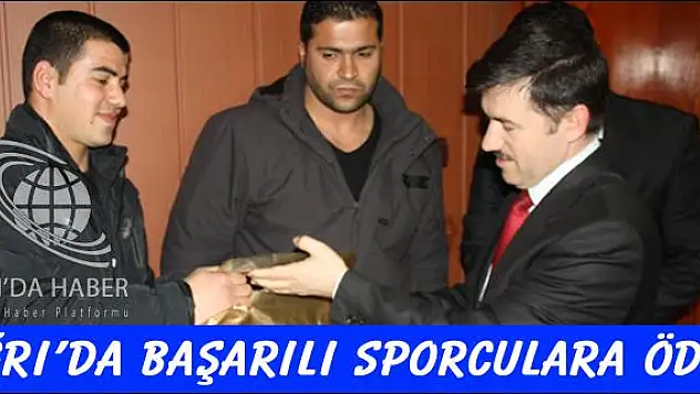 AĞRI DA BAŞARILI SPORCULARA ÖDÜL