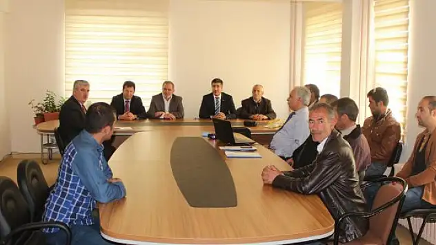 Adilcevaz'da hayvan bakımı ve ağaç budama kursu