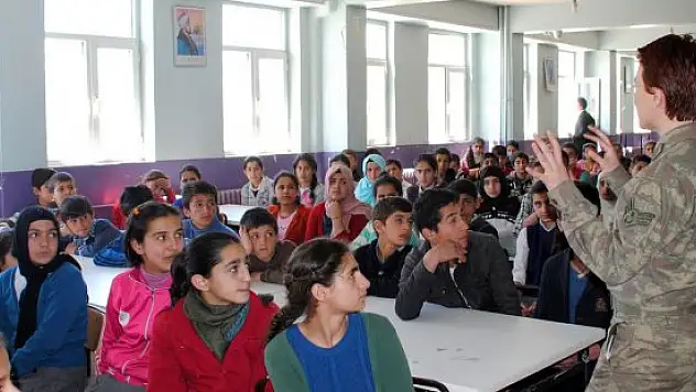 Hakkari'de 'Kaybolmayan Çocuklar' Projesi