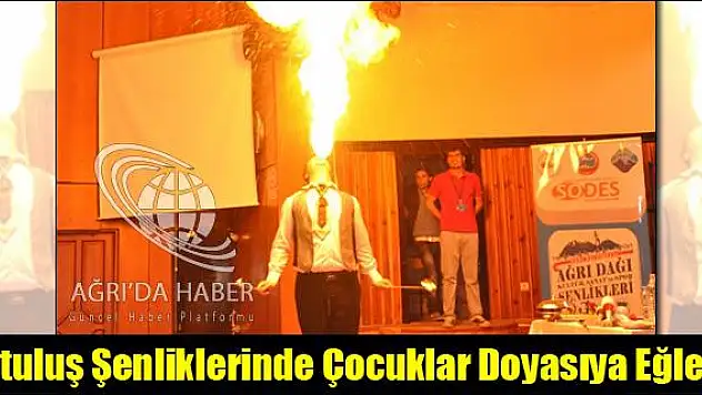 KURTULUŞ ŞENLİKLERİNDE ÇOCUKLAR DOYASIYA EĞLENDİ