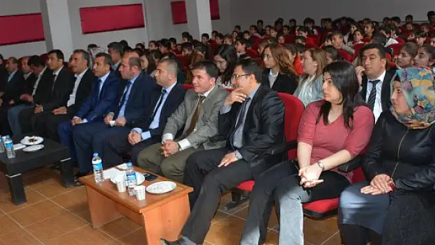 Güroymak'ta siyer bilgi yarışması düzenlendi