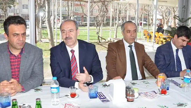 Ensar Vakfı Genel Müdürü Kader Muş'ta
