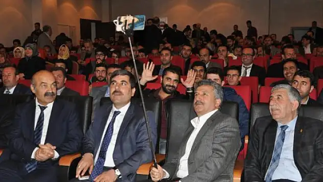Muş'ta 'Başkanlık Sistemi Konferansı'