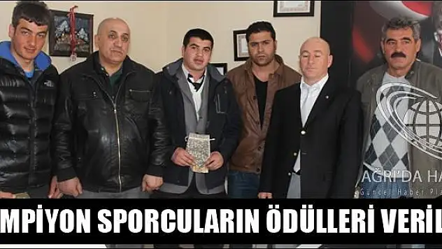 ŞAMPİYONLARIN ÖDÜLLERİ VERİLDİ