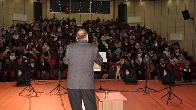 Patnos Belediyesi Kutlu Doğum Haftası Programı Düzenlendi