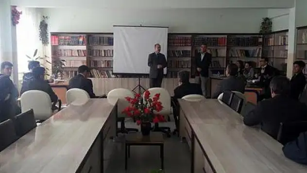 Muş'ta sınıflar arası münazara yarışması