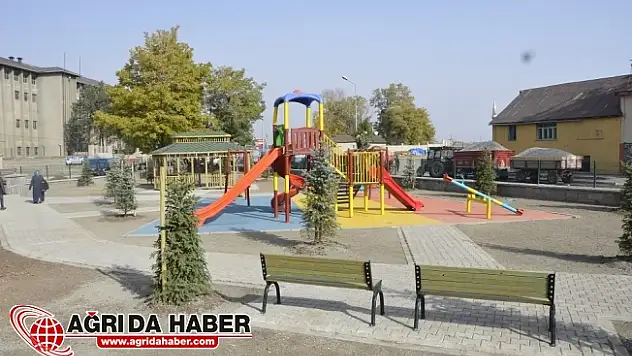 Ağrı Park ve Bahçeler Müdürlüğü Çalışmaları Devam Ediyor