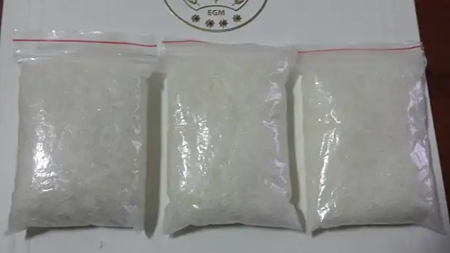 Ağrı'da 206.57 gram uyuşturucu elegeçirildi