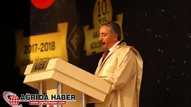A.İ.Ç.Ü 2017-2018 Akedemik Yılı Açılışını Bakan YILMAZ'la Yaptı