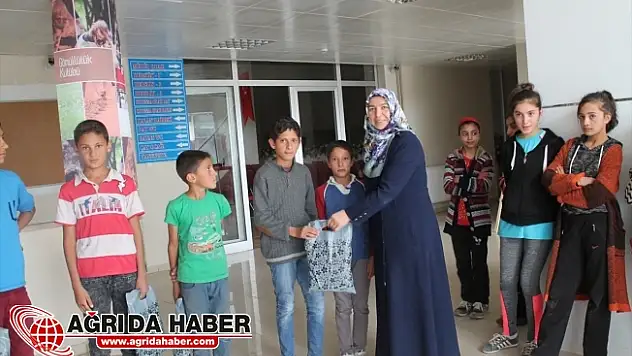 Doğubayazıt'ta Genç Sporculara Ödül Verildi