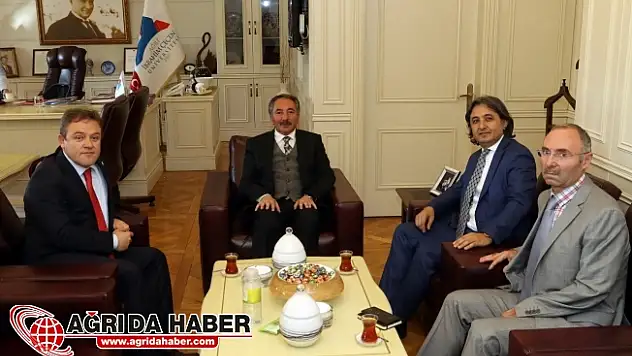 Türkiye Dağcılık Federasyonu Başkanından Rektör Karabulut'a Ziyaret