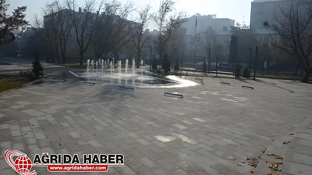 Ağrı Belediyesi Abide Meydanındaki çalışmasını tamamladı