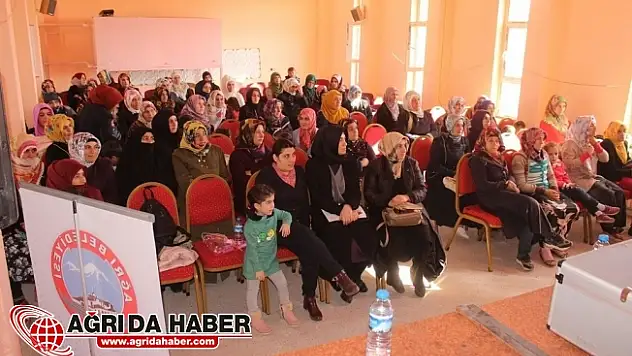 Ağrı Belediyesinden Kadınlara ''Sağlıklı Aile'' Eğitimi