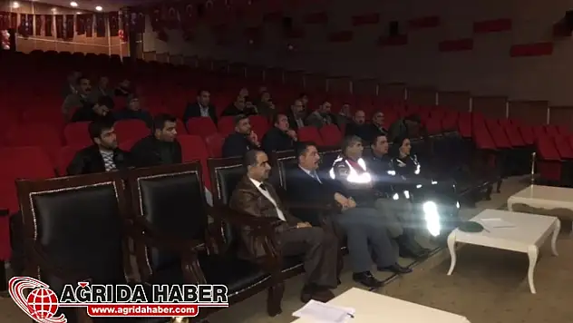 Ağrı'da Servis Şoförlerine Eğitim Verildi