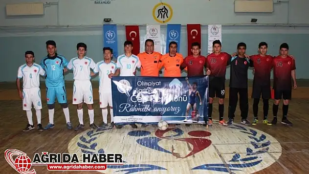 Ağrılı Amatör Sporcular ''Cep Herkül'ü'' Unutmadılar