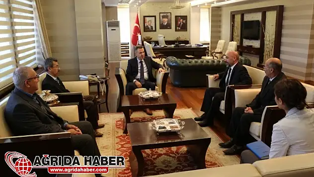 Arıcılar Birliği başkanı Erol Kılıç'tan Vali Süleyman Elban'a Ziyaret