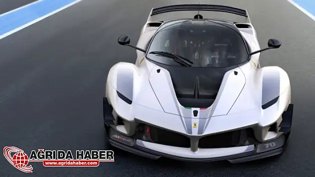 Ferrari'den Sınırları Zorlayan Yeni Araç