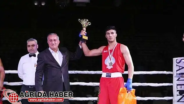 Ağrı'lı Milli Boksör Bayram Malkan Şampiyon Oldu