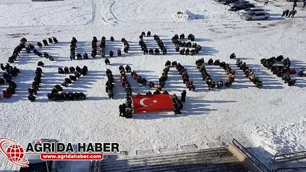 Ağrılı Öğrencilerden ABD'ye Kudüs İçin Kareografili Tepki