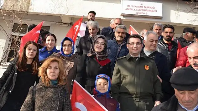 Adilcevaz halkı Afrin için askerlik başvurusunda bulundu