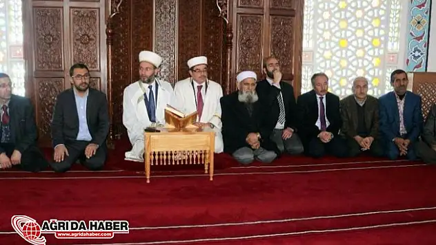 Ağrı'da Kan Davalı iki Aşiret Camide barıştı