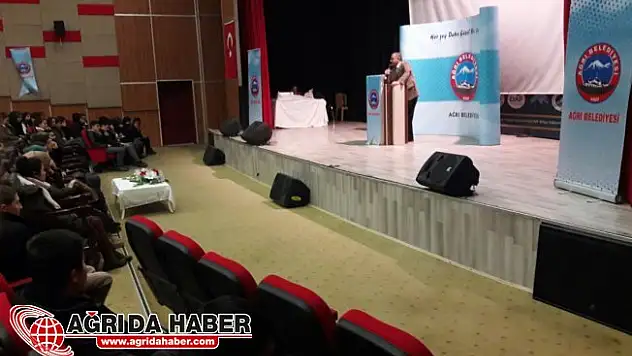 Ağrı Belediyesin'den Gelecek Gençlerle Başlar Konferansı