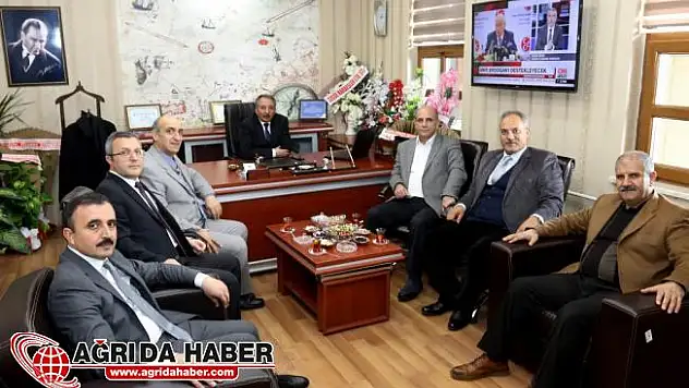 A.İ.Ç.Ü. Rektör Yardımcılığına Prof. Dr. Faruk Kaya Atandı