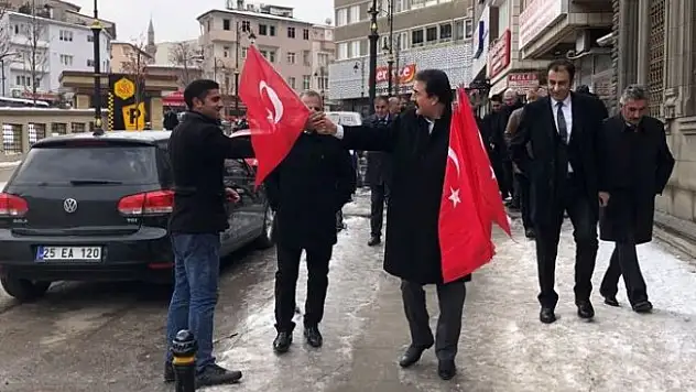 Aydemir: 'Dadaşlar milli hassasiyetin sembolüdür'