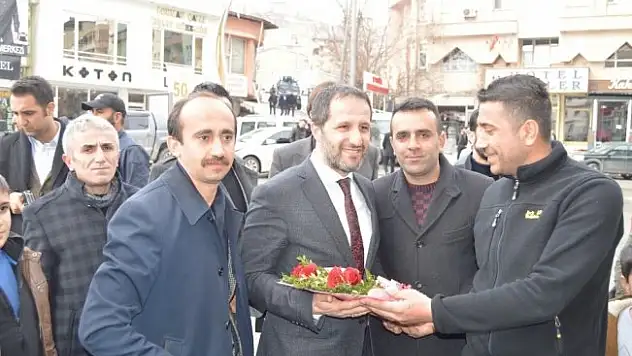 Başkan Gür görevine başladı